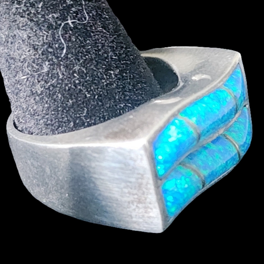 Elegant Sterling Silver and Blue Fire  Opal Ring Size 7.5 Wave Design Boho - Picture 3 of 7